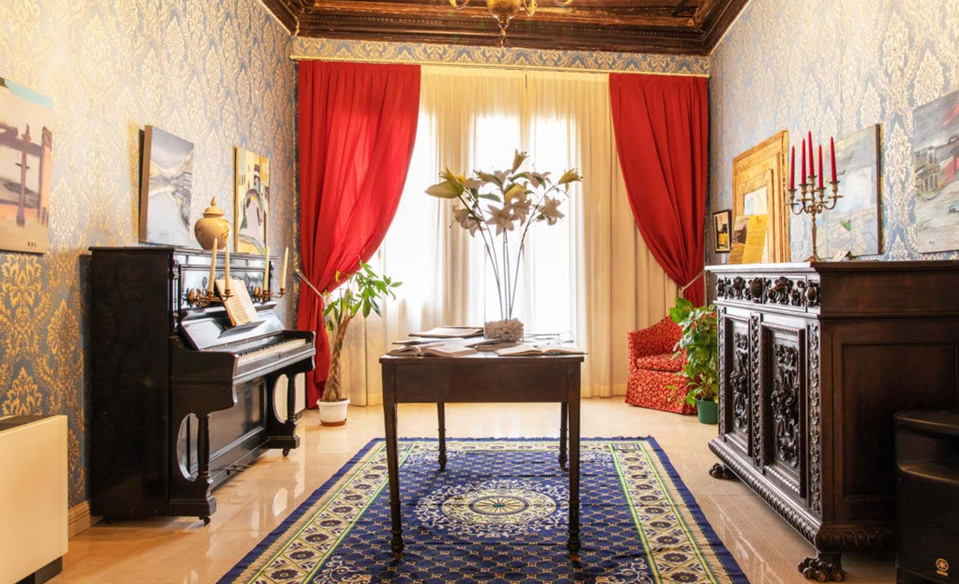 Lobby Charming Palace Santa Fosca